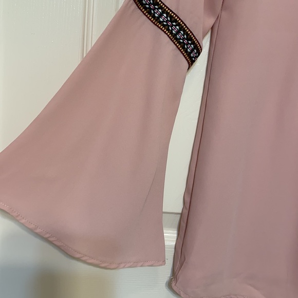 Zouk: Pink bell sleeve blouse - Picture 2 of 3